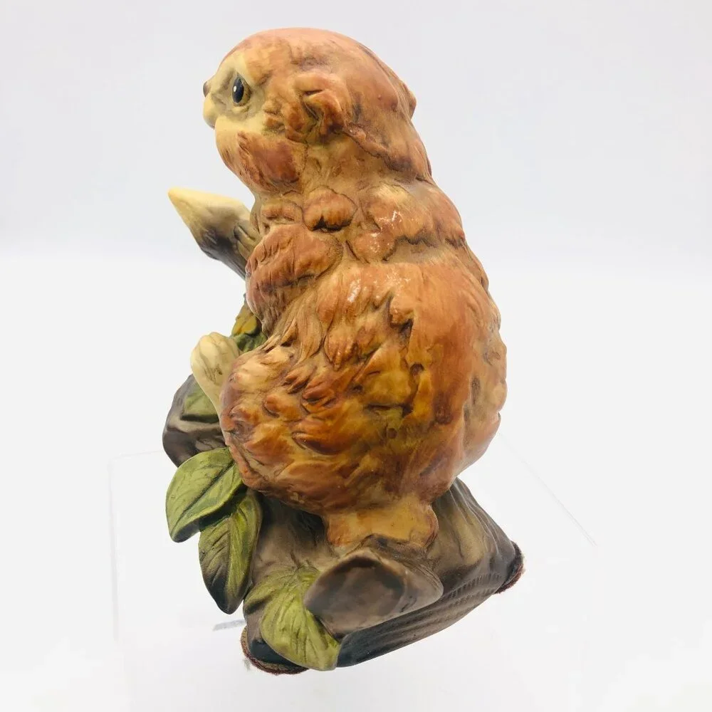 Vintage Hand-Painted Porcelain Beaver Figurine on Tree Flowers 5" Studio Made - Picture 2 of 9